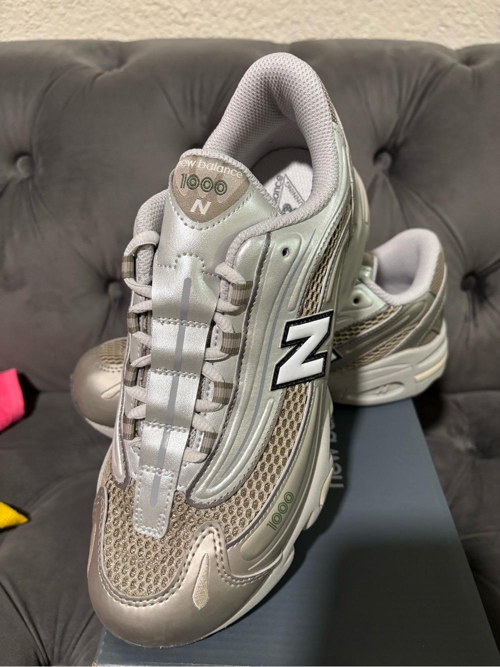 New Balance 1000 Men's Athletic Shoes in Silver and White